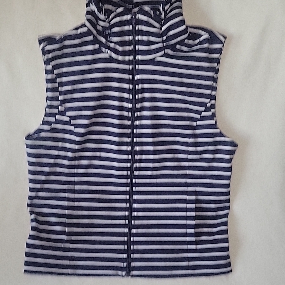Striped Sleeveless Zip-Up Vest